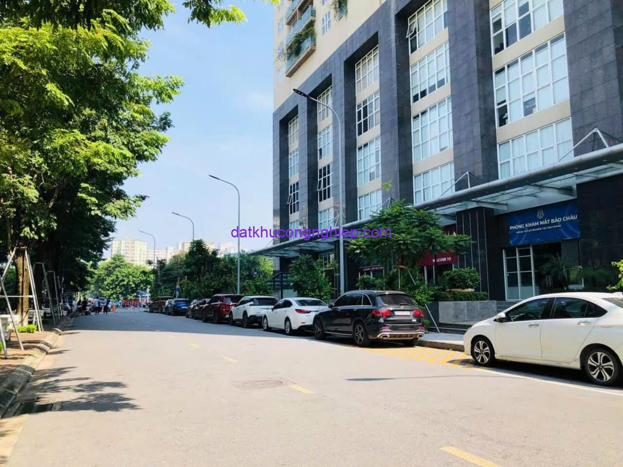 z5904380132972_28fe3e0f94952398d3cd083954432628