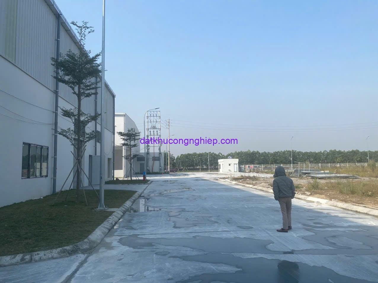 nha-xuong-van-lam-hung-yen