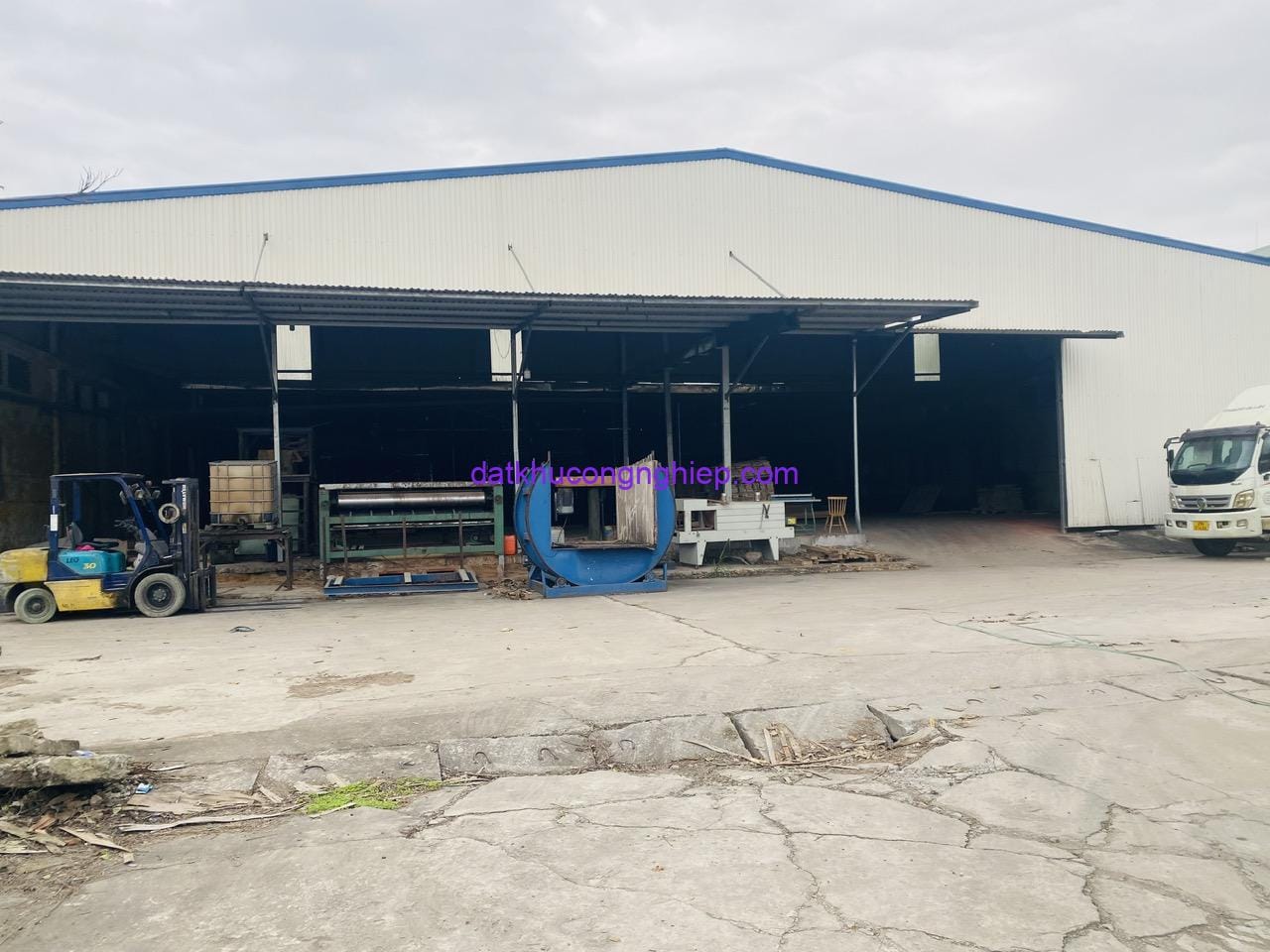 nha-xuong-hoa-binh-6